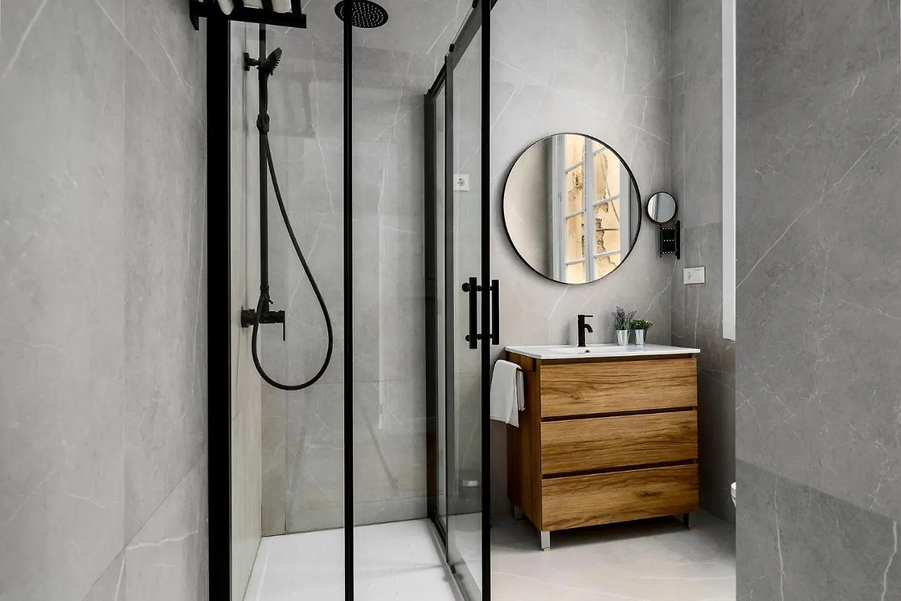 Apartamento Plaza De La Merced 4 Habitaciones 马拉加 西班牙
